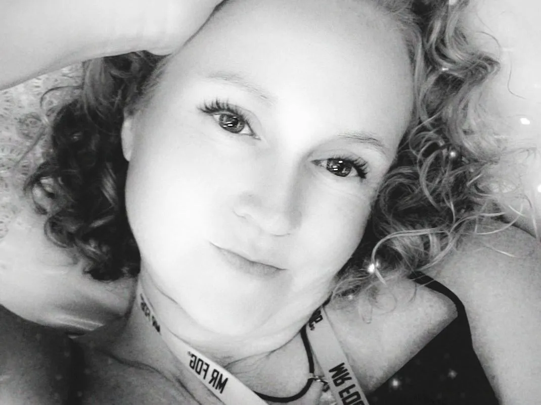 AshtaGrayce cam model profile picture