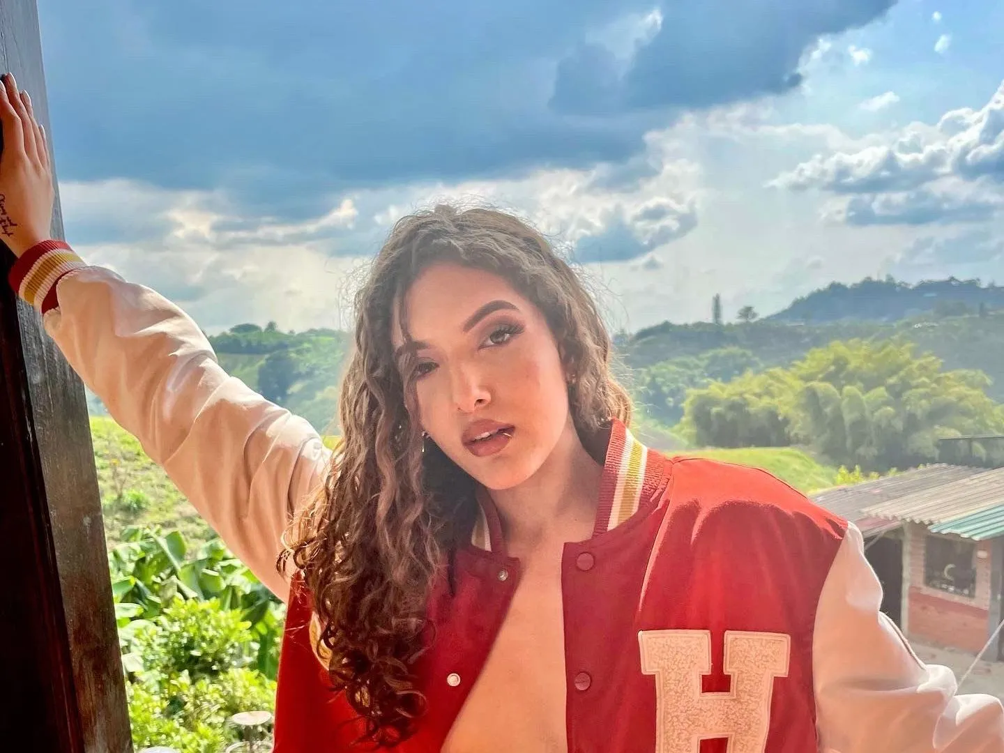 Ayrarox cam model profile picture