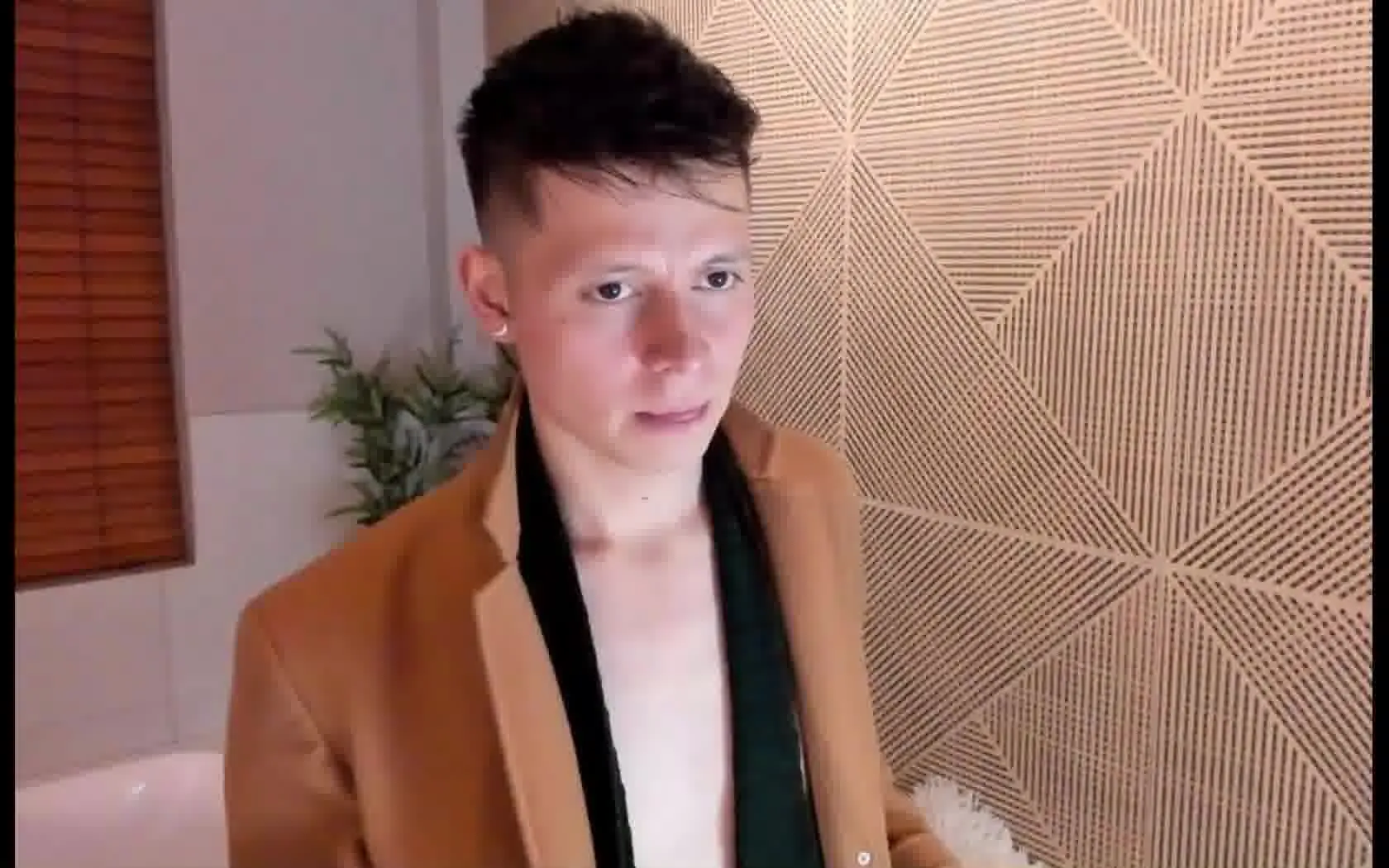 Interprète MikeRoss25 Vidéo 1