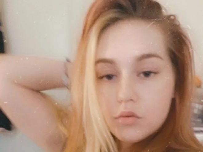 Image de profil du modèle de webcam WhyevenGuess