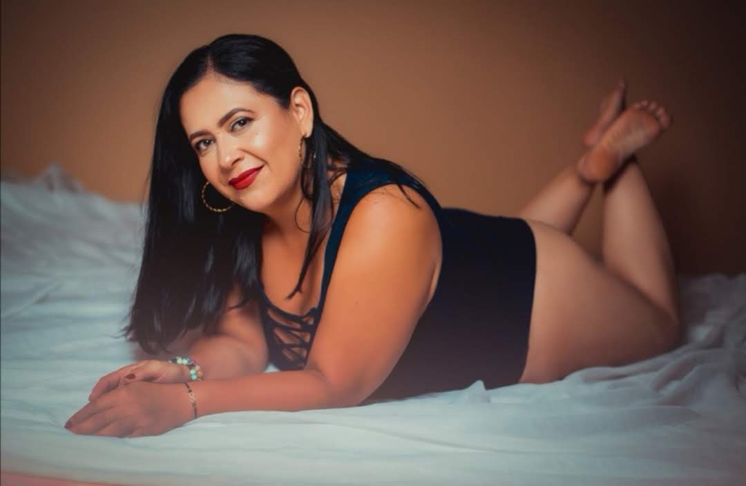 Performer karla1977 Photo 10