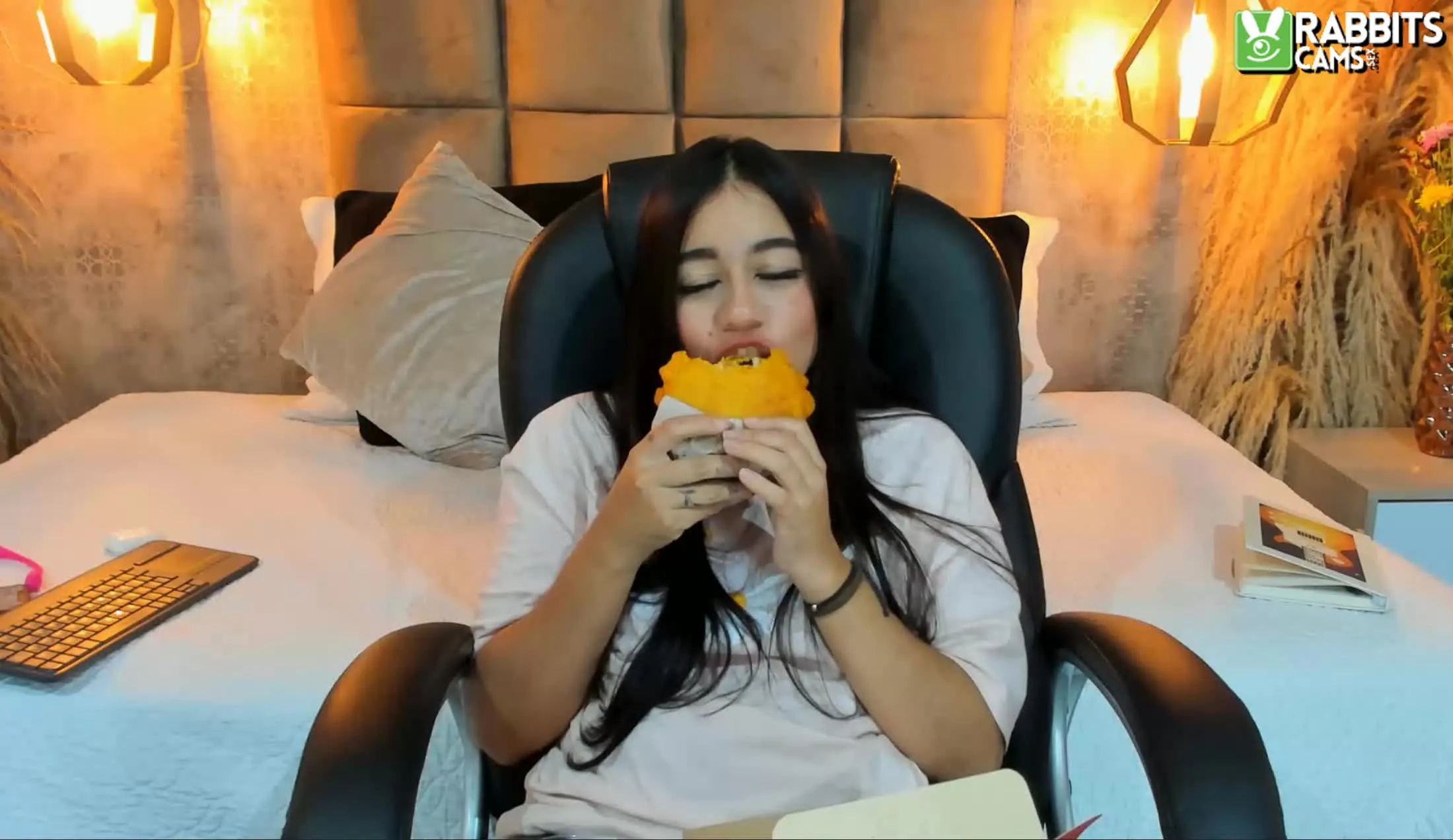 Intérprete LyliJune Video 2