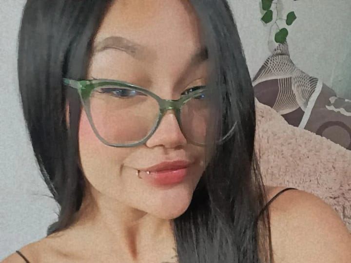 LinaHokins profielfoto van cam model