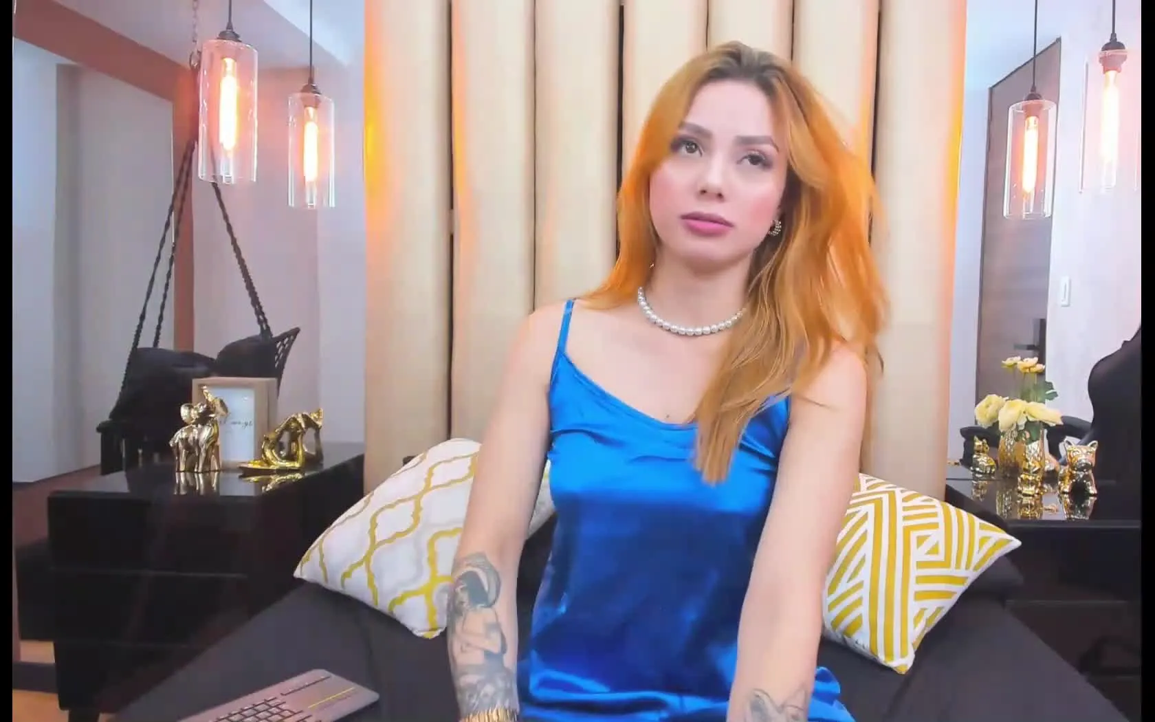 Performer HAYLINBROKING Video 1