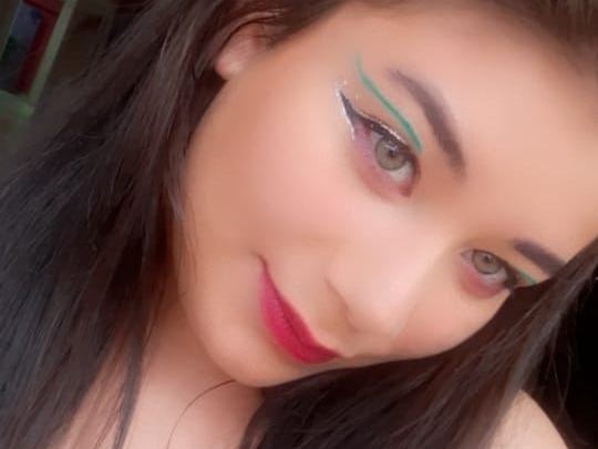 Imagen de perfil de modelo de cámara web de AngellesCardenas