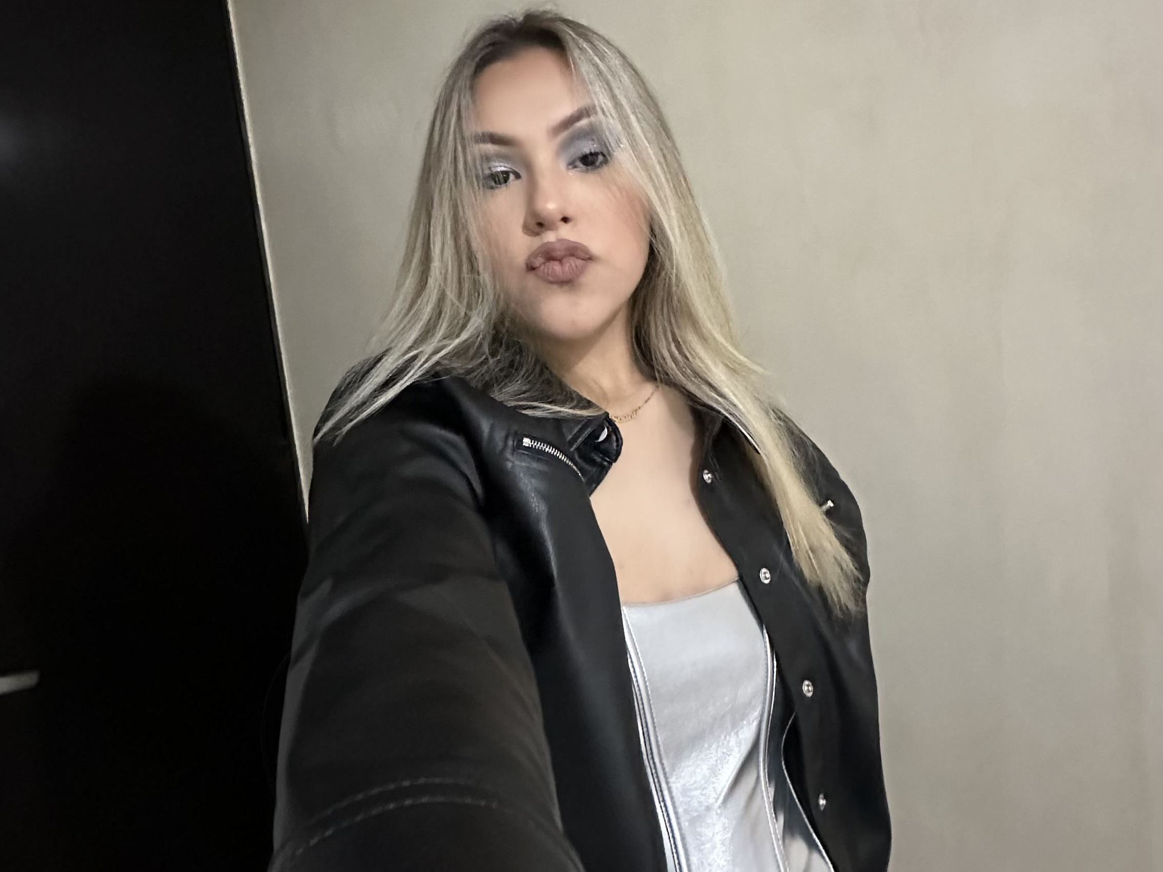 Image de profil du modèle de webcam AmelyPriston