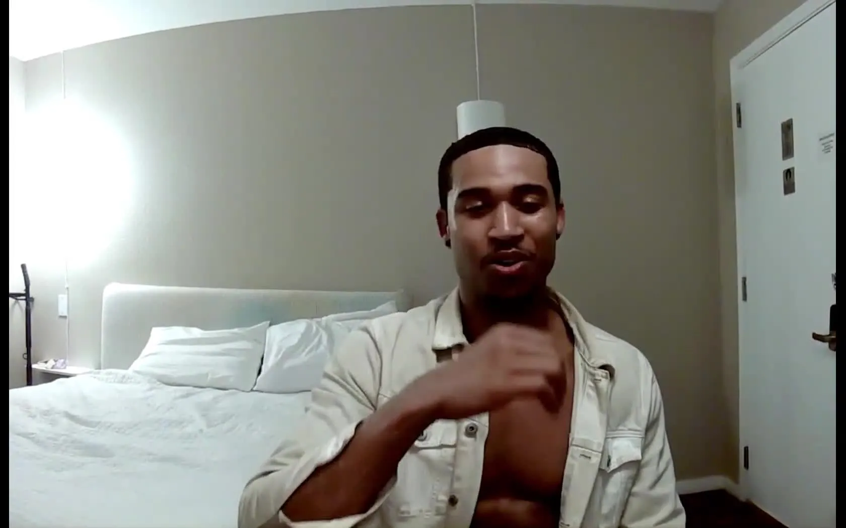 Interprete ZekeFrost Video 1