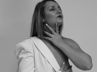 MayaTrainorX Profilbild des Cam-Modells