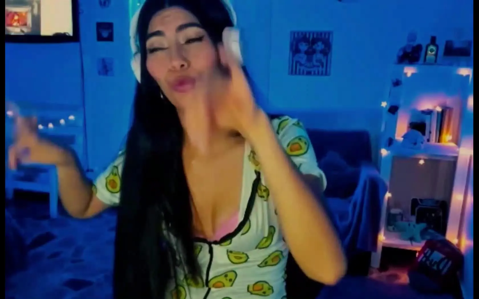 Intérprete CuteeBrunette Video 1