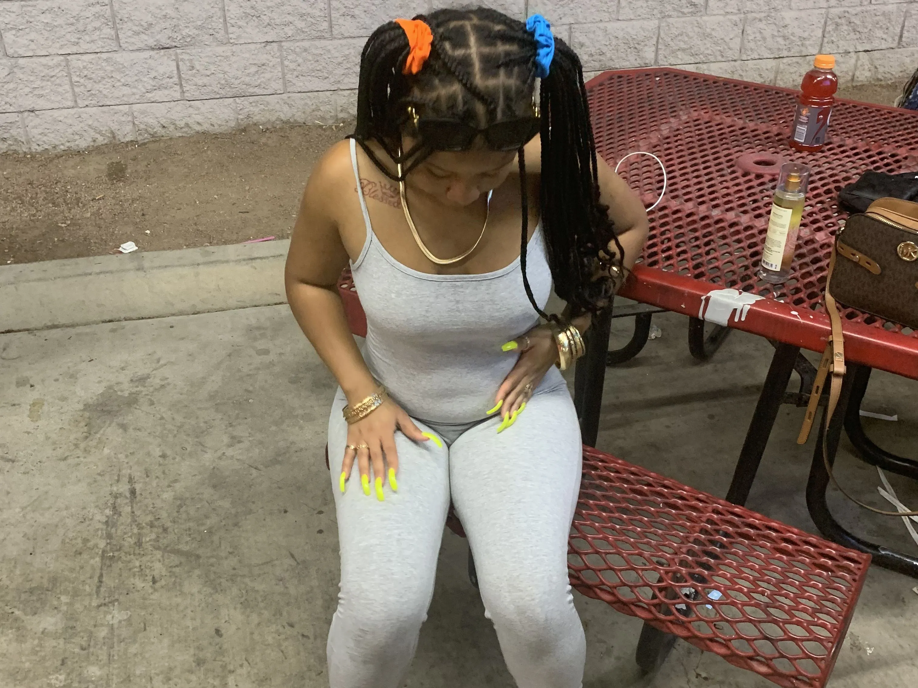 FavLesbian cam model profile picture