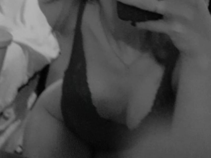 Image de profil du modèle de webcam CrystalxUK