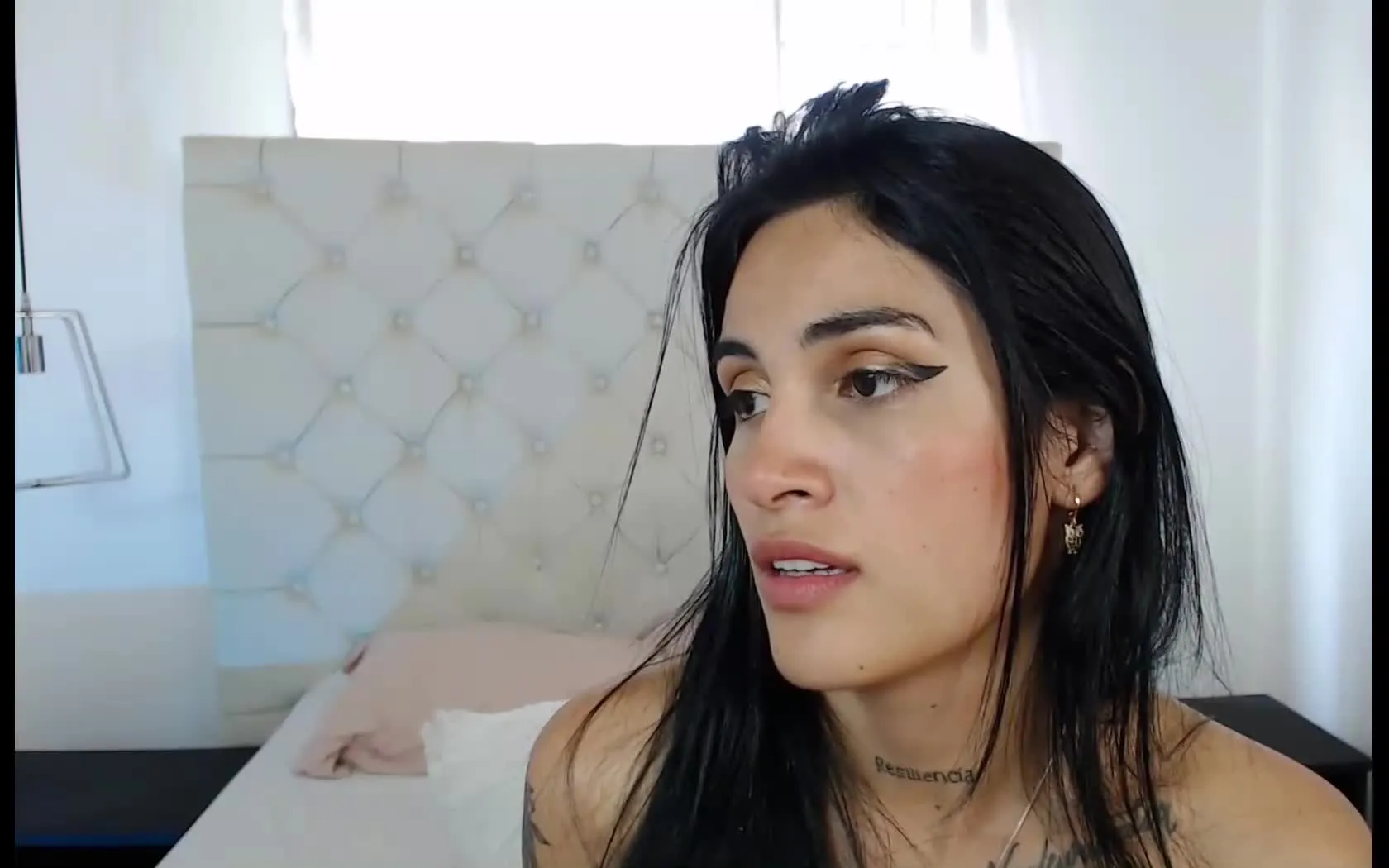 Intérprete AlinaSaint Video 1