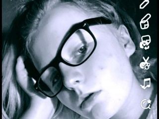 NiyaDollUK cam model profile picture