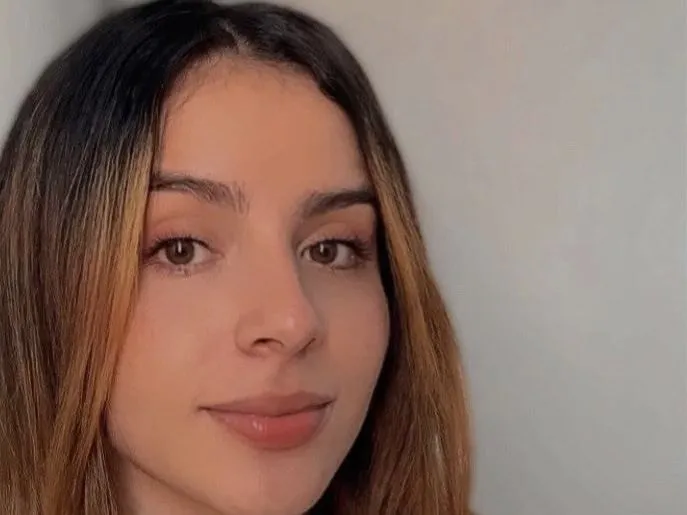 AbrilHudson immagine del profilo del modello di cam