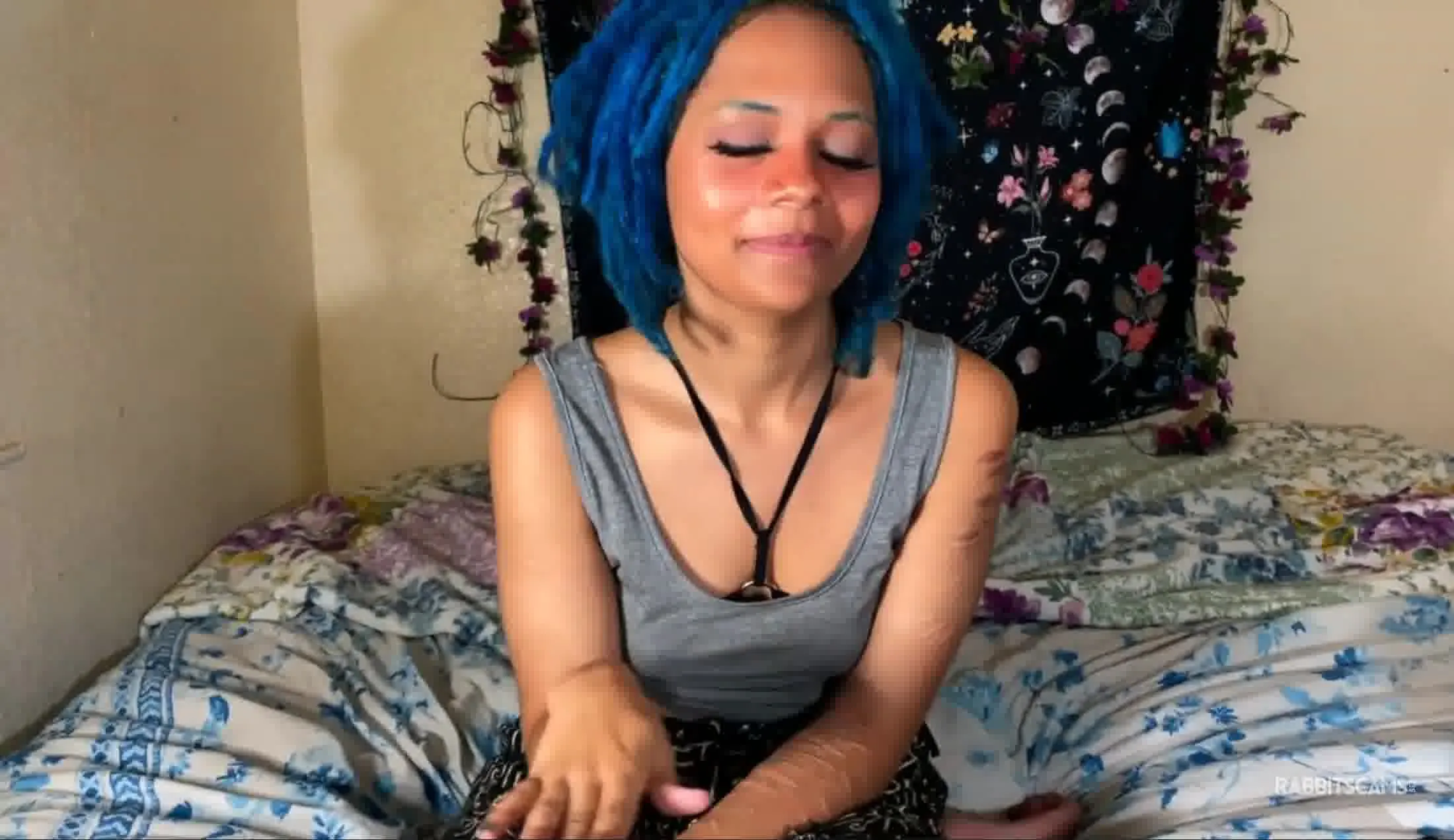 Artist kharicassette Video 1