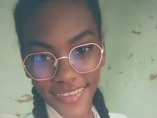 Image de profil du modèle de webcam GiannaSaenz