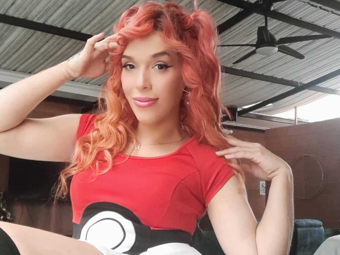 AlanisOteiin immagine del profilo del modello di cam