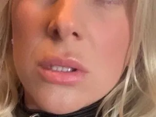 CherryMooreUK profielfoto van cam model