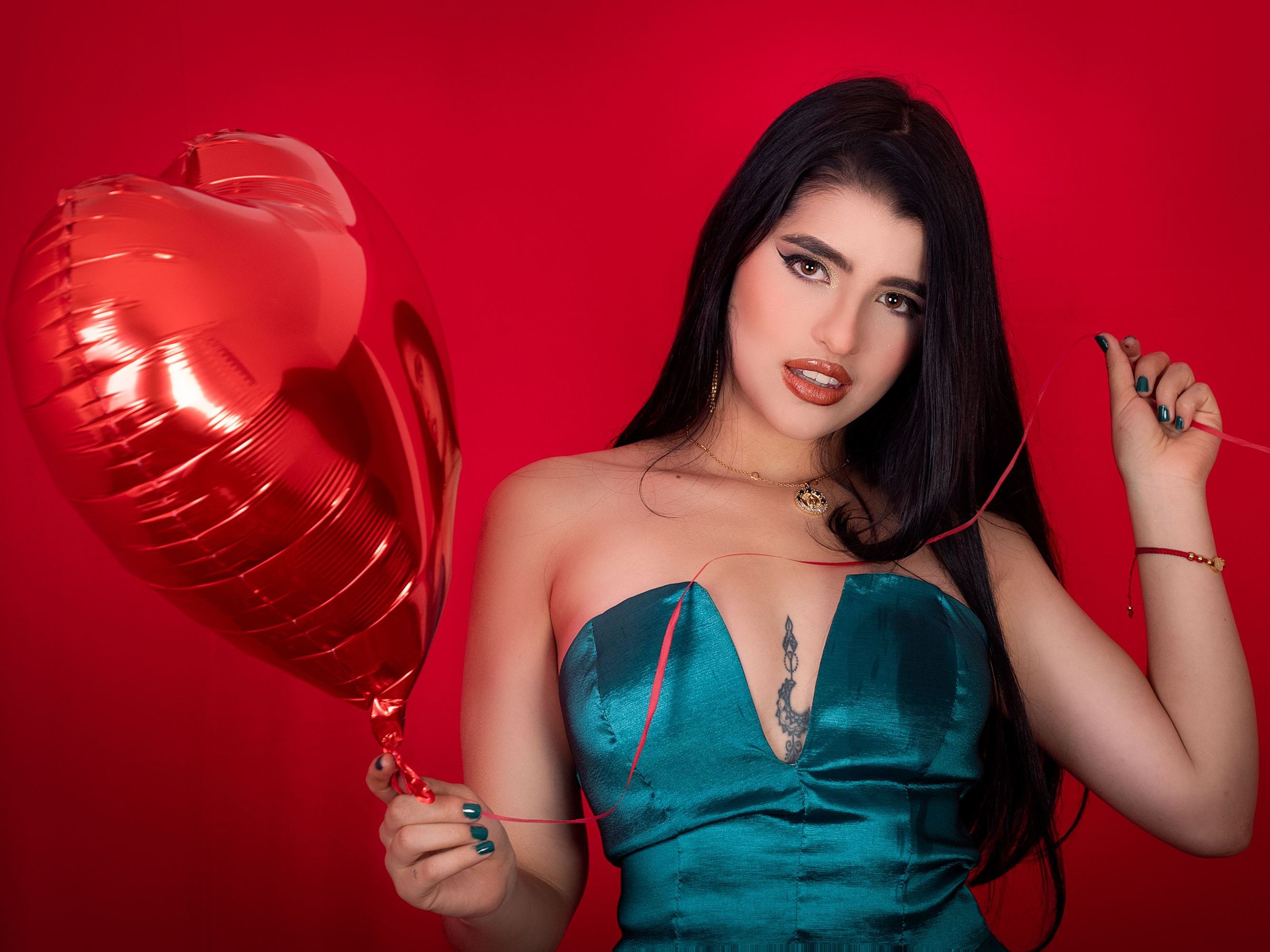 SofiaLowe cam model profile picture