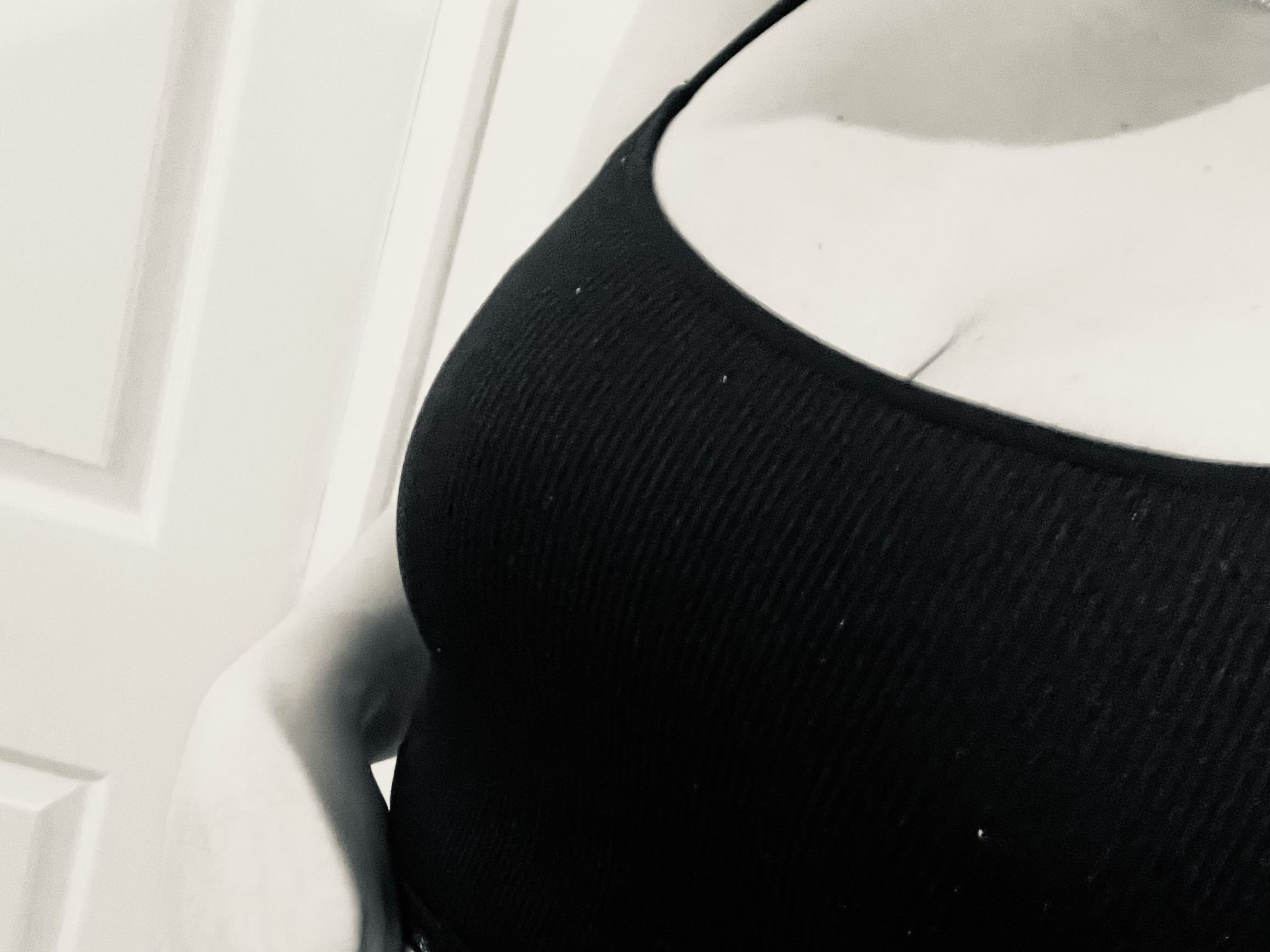 EdieBow profielfoto van cam model