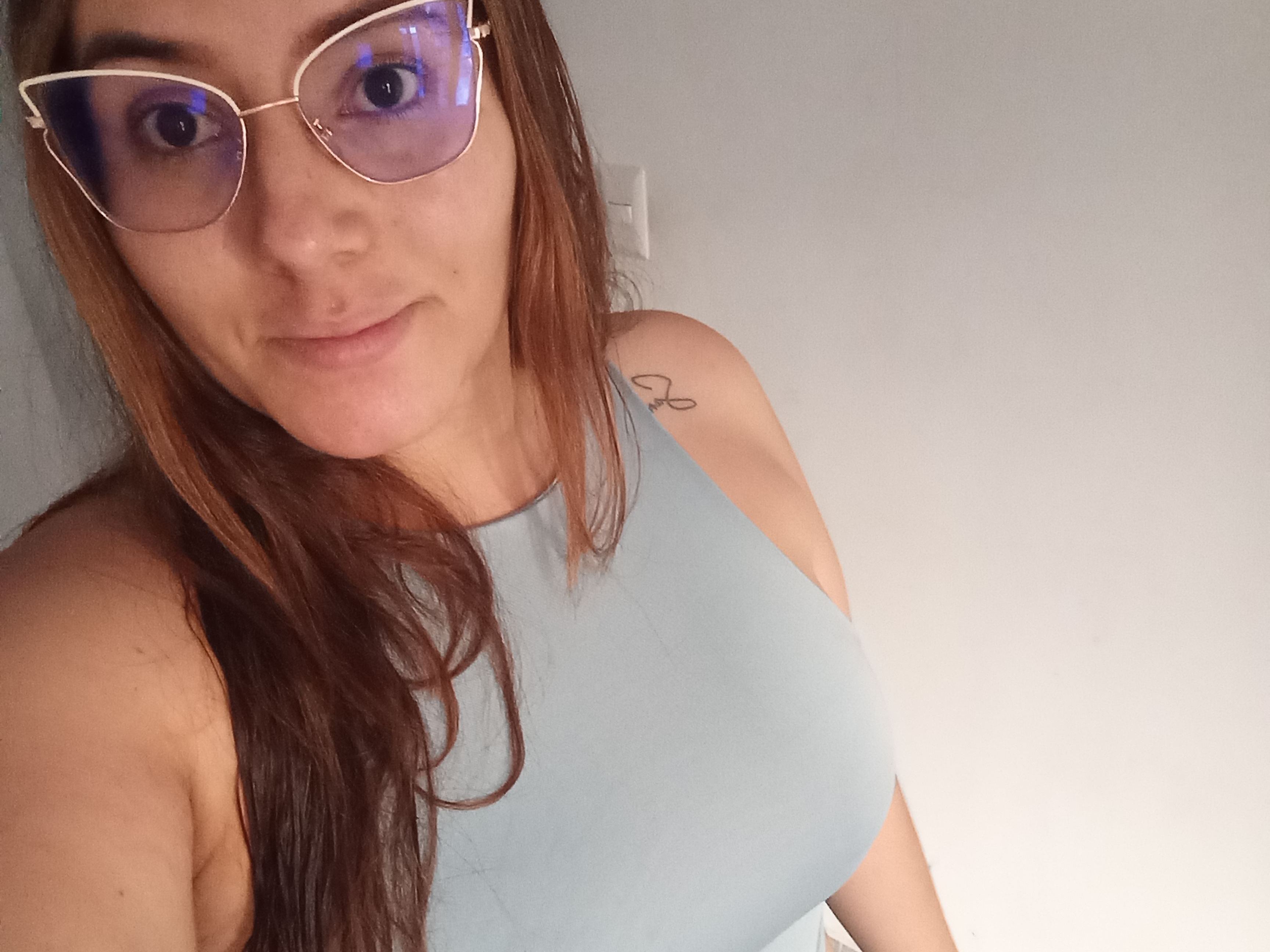 Profilbilde av SarahTomson webkamera modell