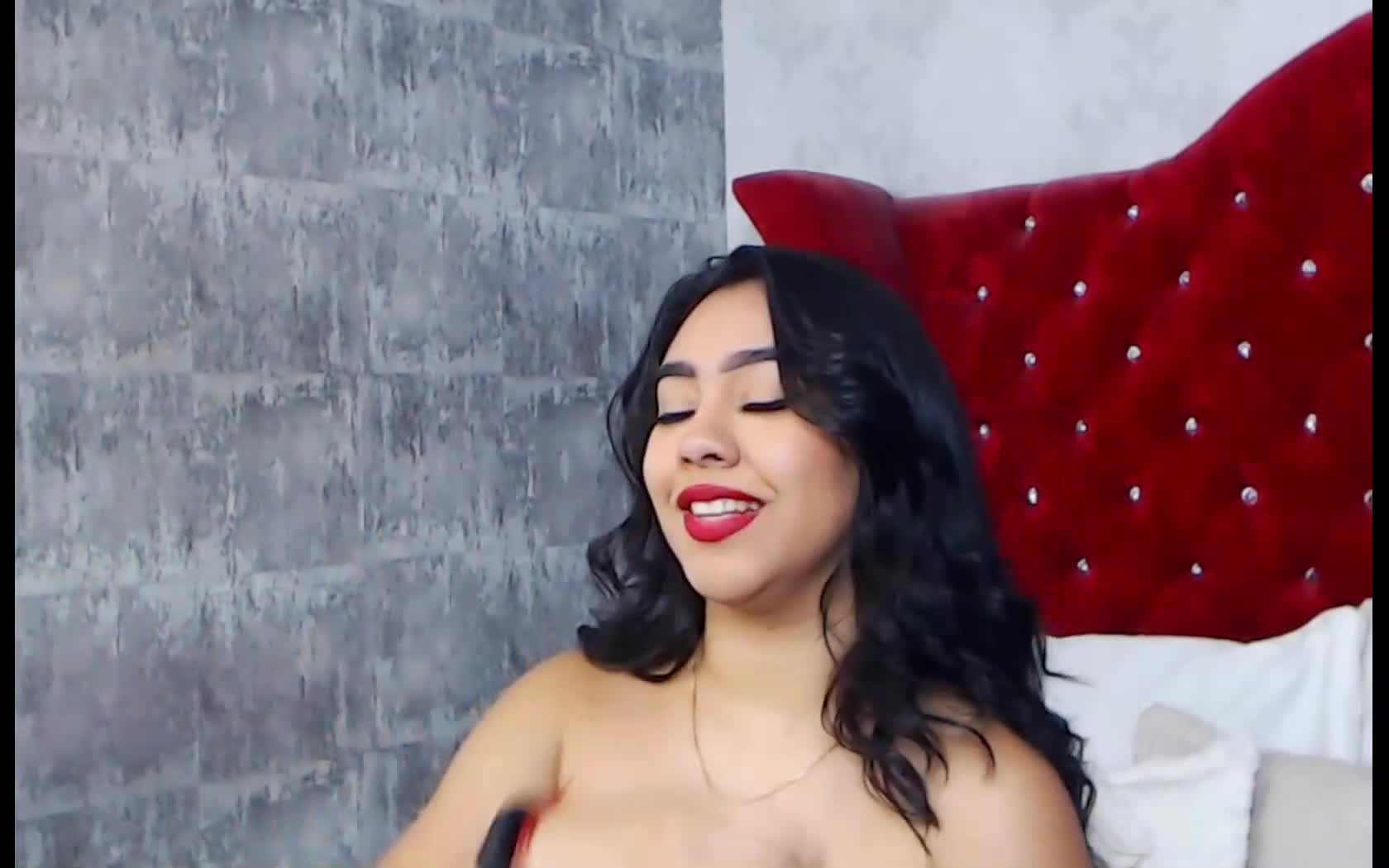 Artista KaisyAdams Video 1