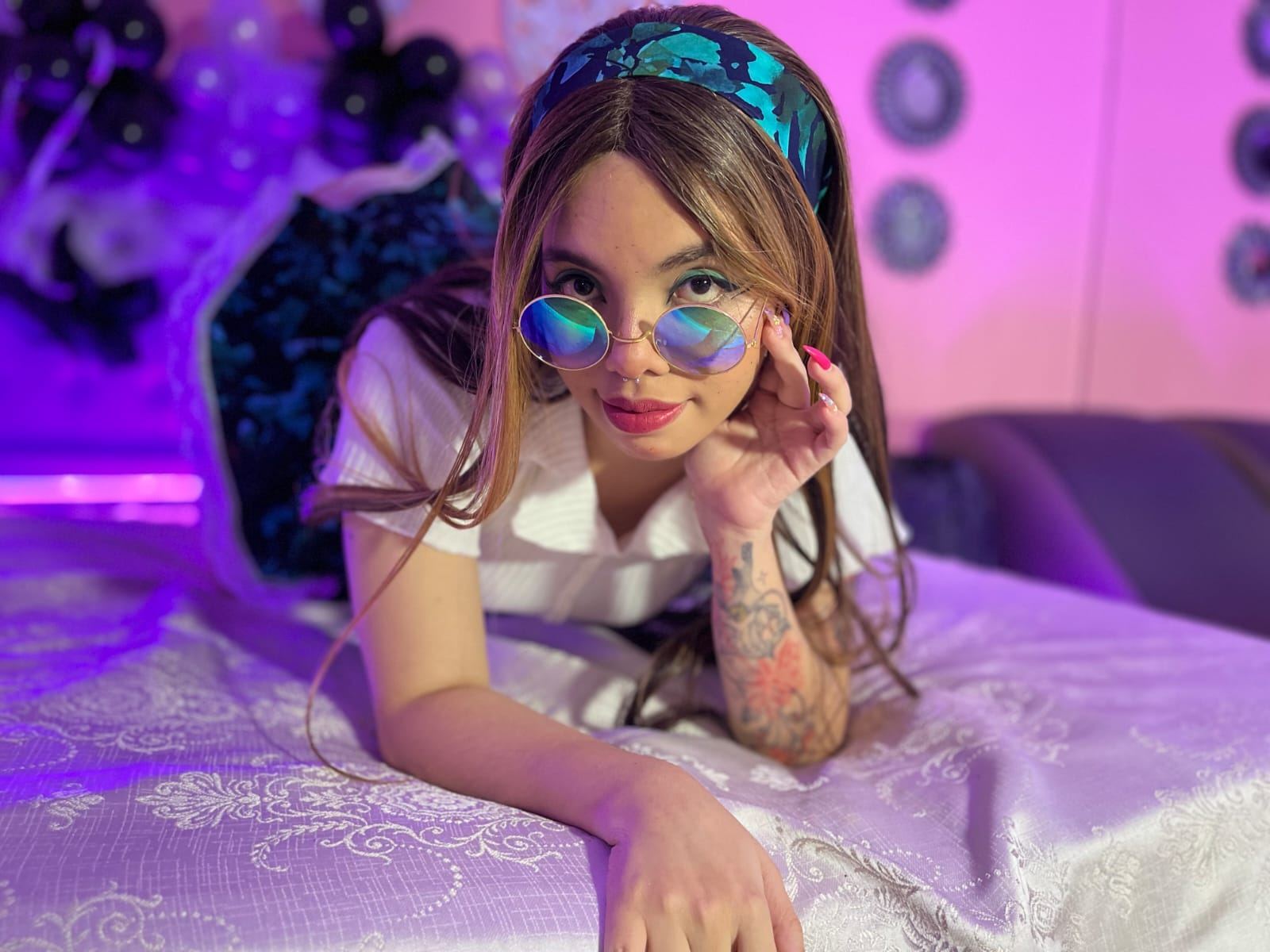 KiiarianVess3l immagine del profilo del modello di cam