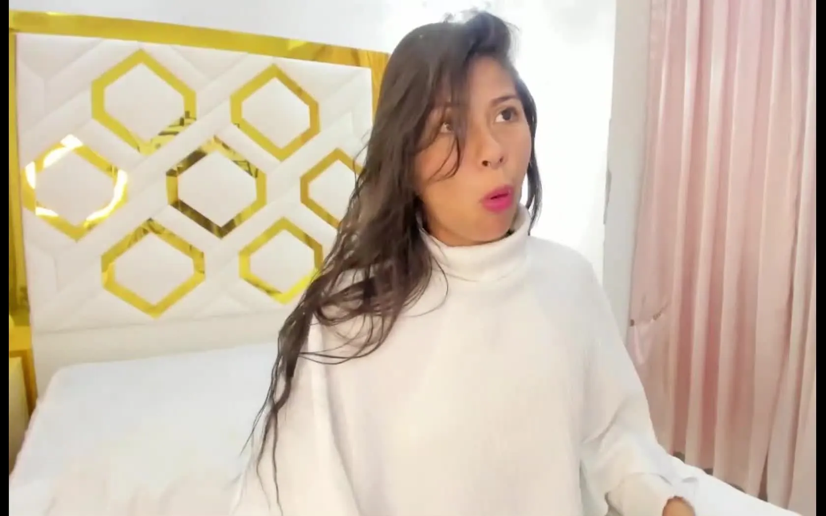 Interprète Linda777 Vidéo 1