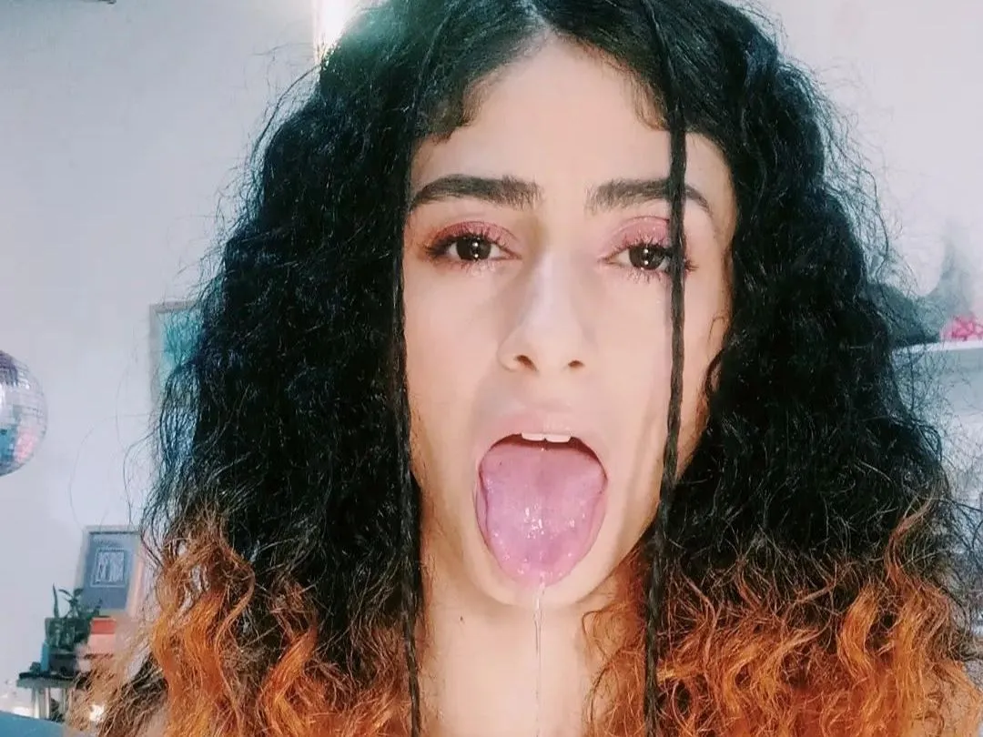 Imagen de perfil de modelo de cámara web de ElizabethTailler