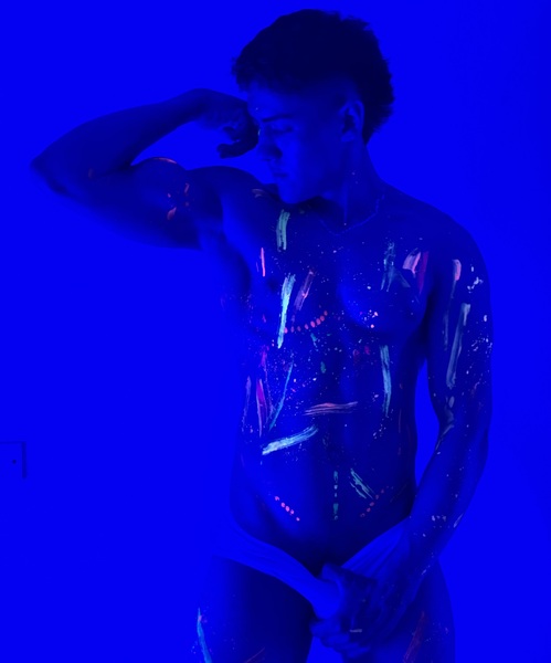 Performer DerekHarris Photo 1