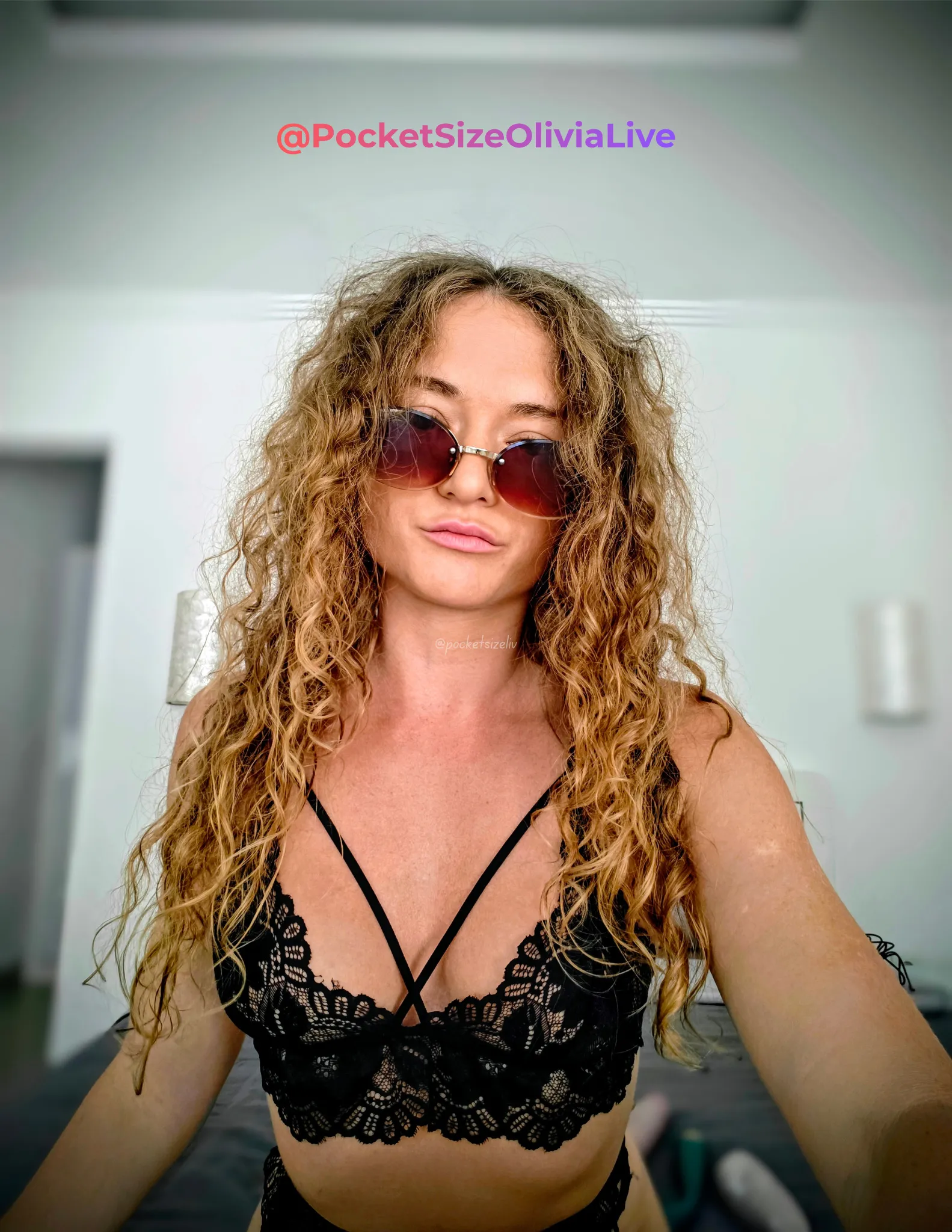 Intérprete PocketSizeOliviaLive Foto 1