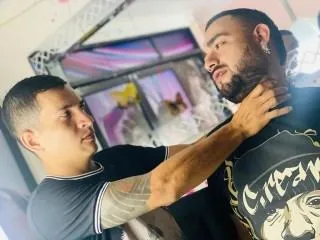 Imagen de perfil de modelo de cámara web de DuoPervertt777