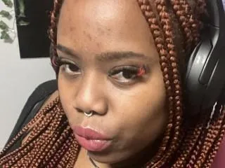 KehlaniUK profilbild på webbkameramodell