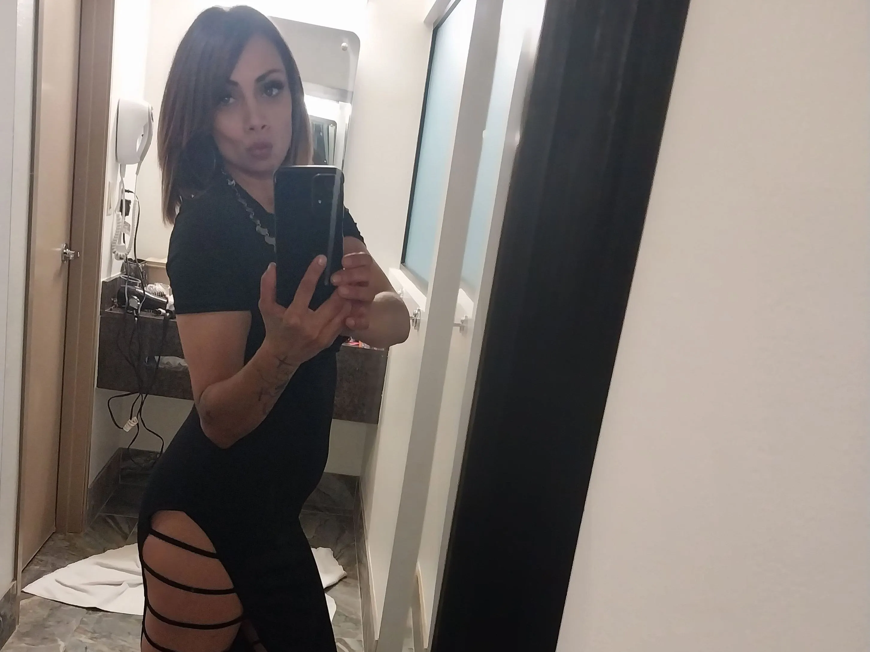 RaquelSurrano immagine del profilo del modello di cam