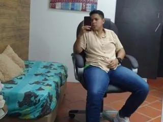 Image de profil du modèle de webcam CamilaStark19