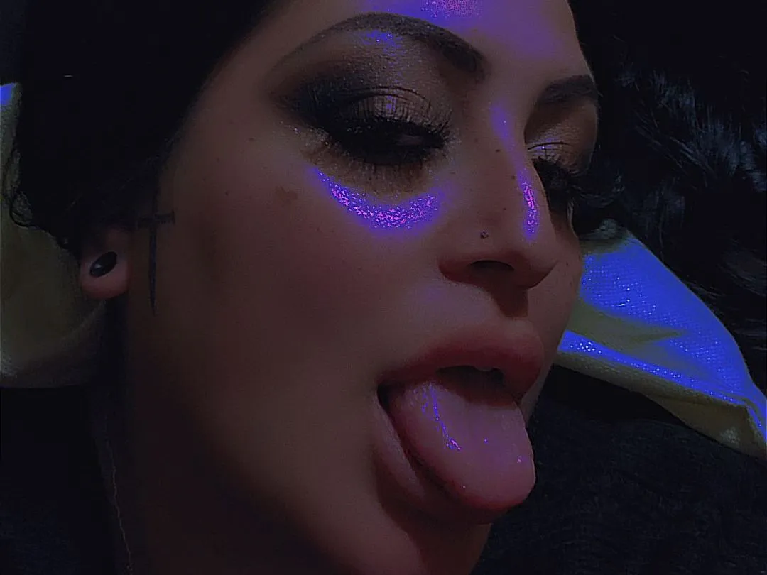 Profilbilde av AdelaLecter webkamera modell