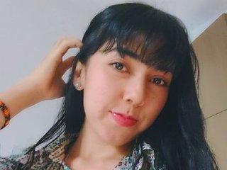 Imagen de perfil de modelo de cámara web de kiwi18