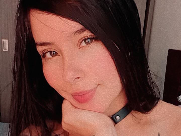 Carolinacastroo profielfoto van cam model