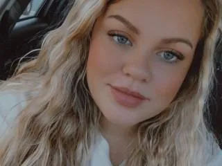 RoxxyRoss profielfoto van cam model