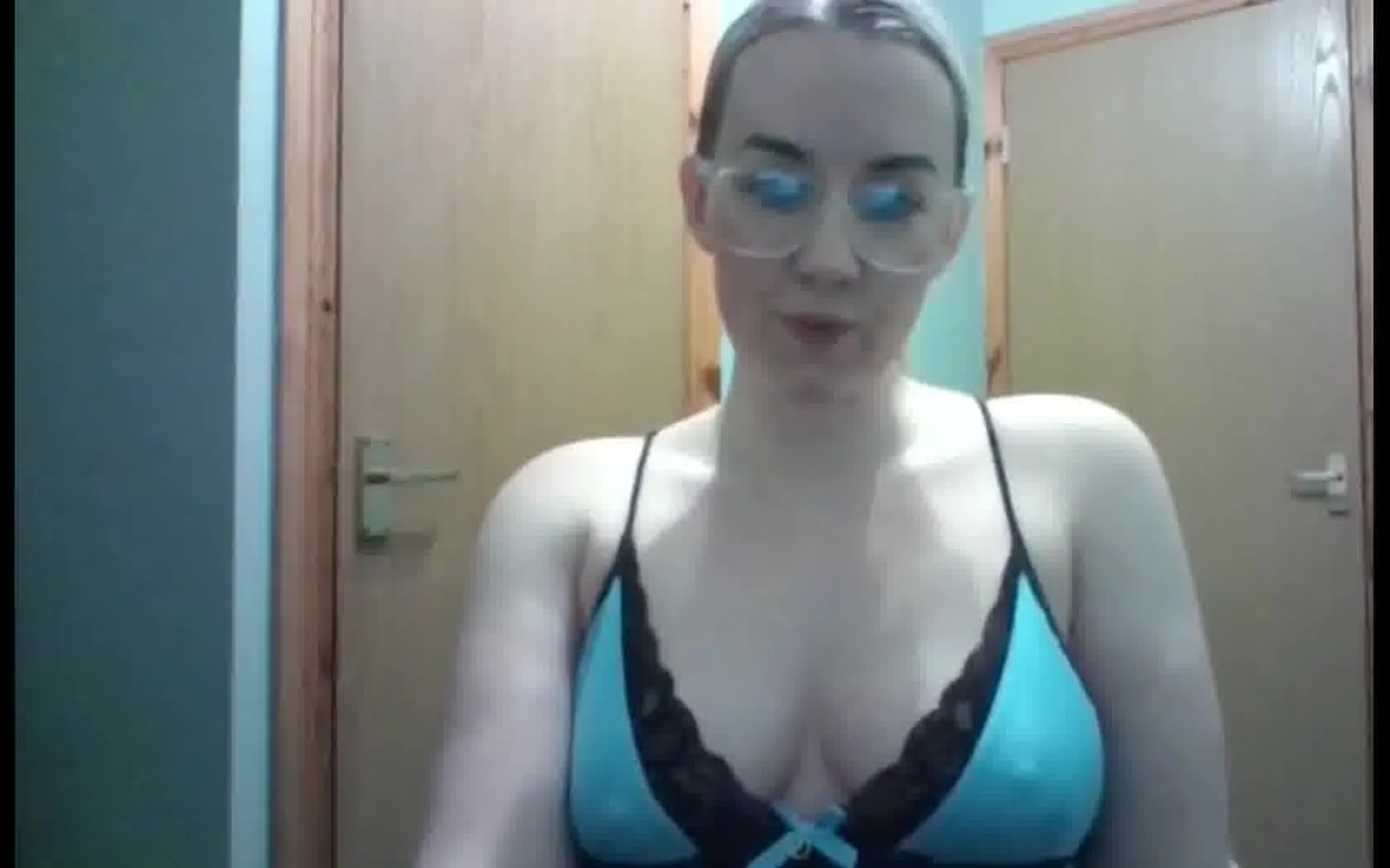 Artiest MissTrixieUK Video 1