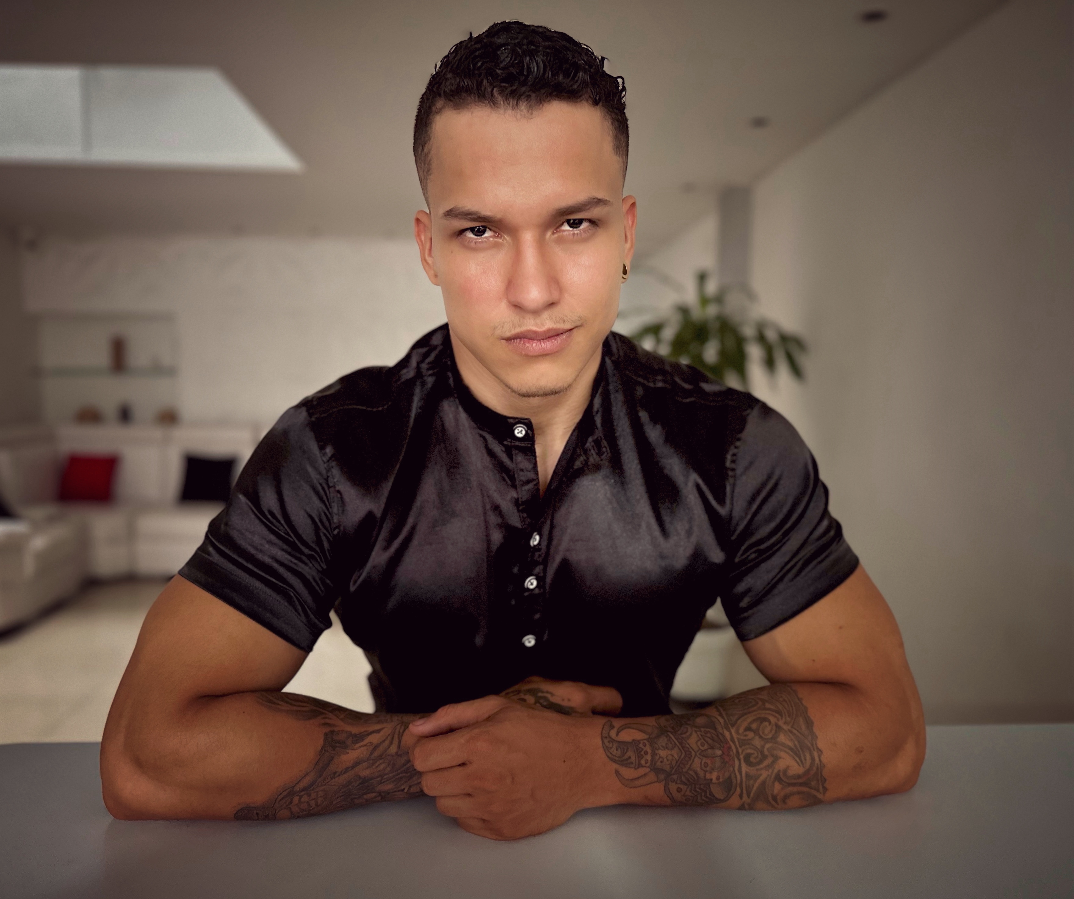 Interprète ArnoldHot Photo 8