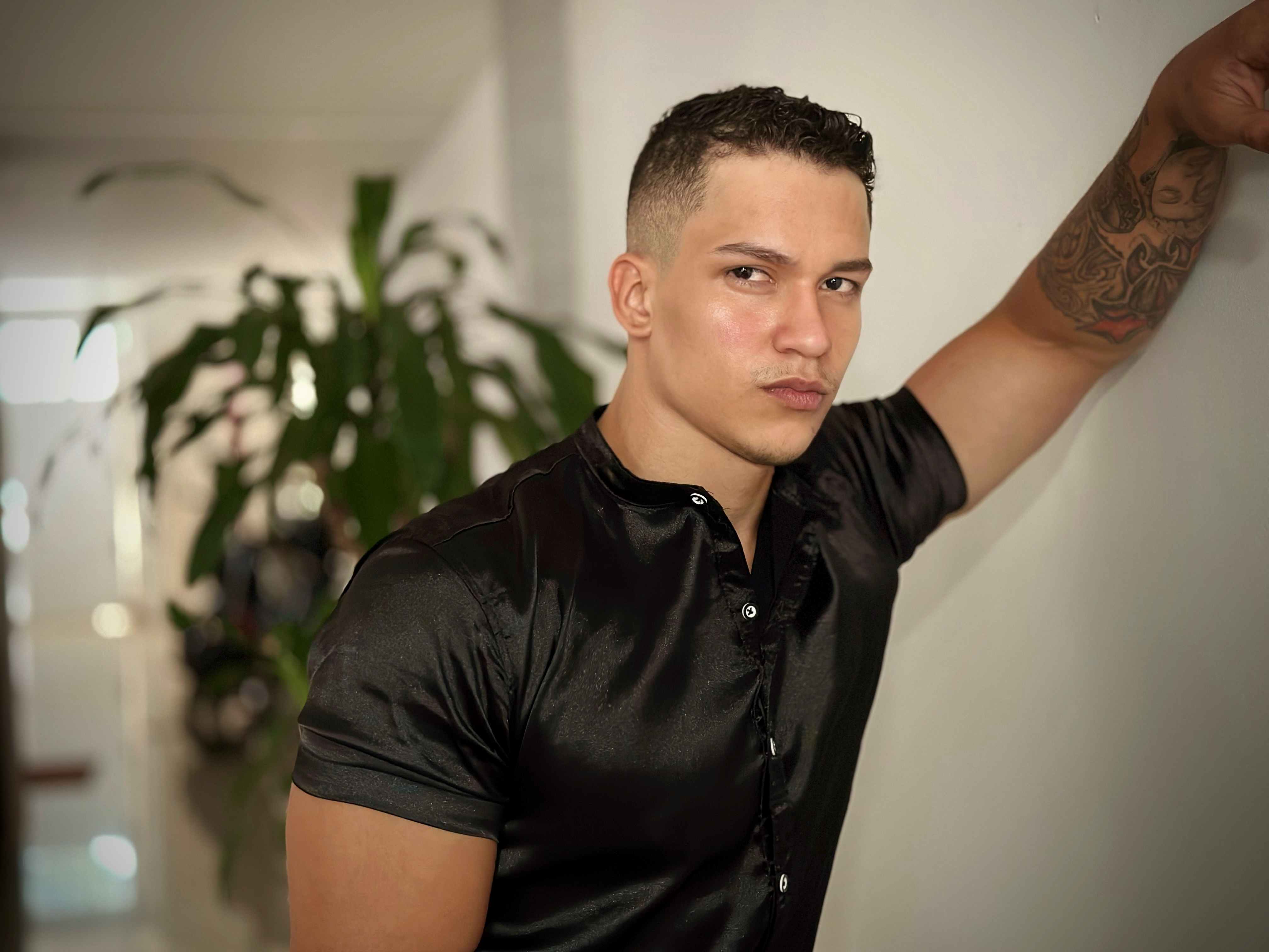 Interprète ArnoldHot Photo 6