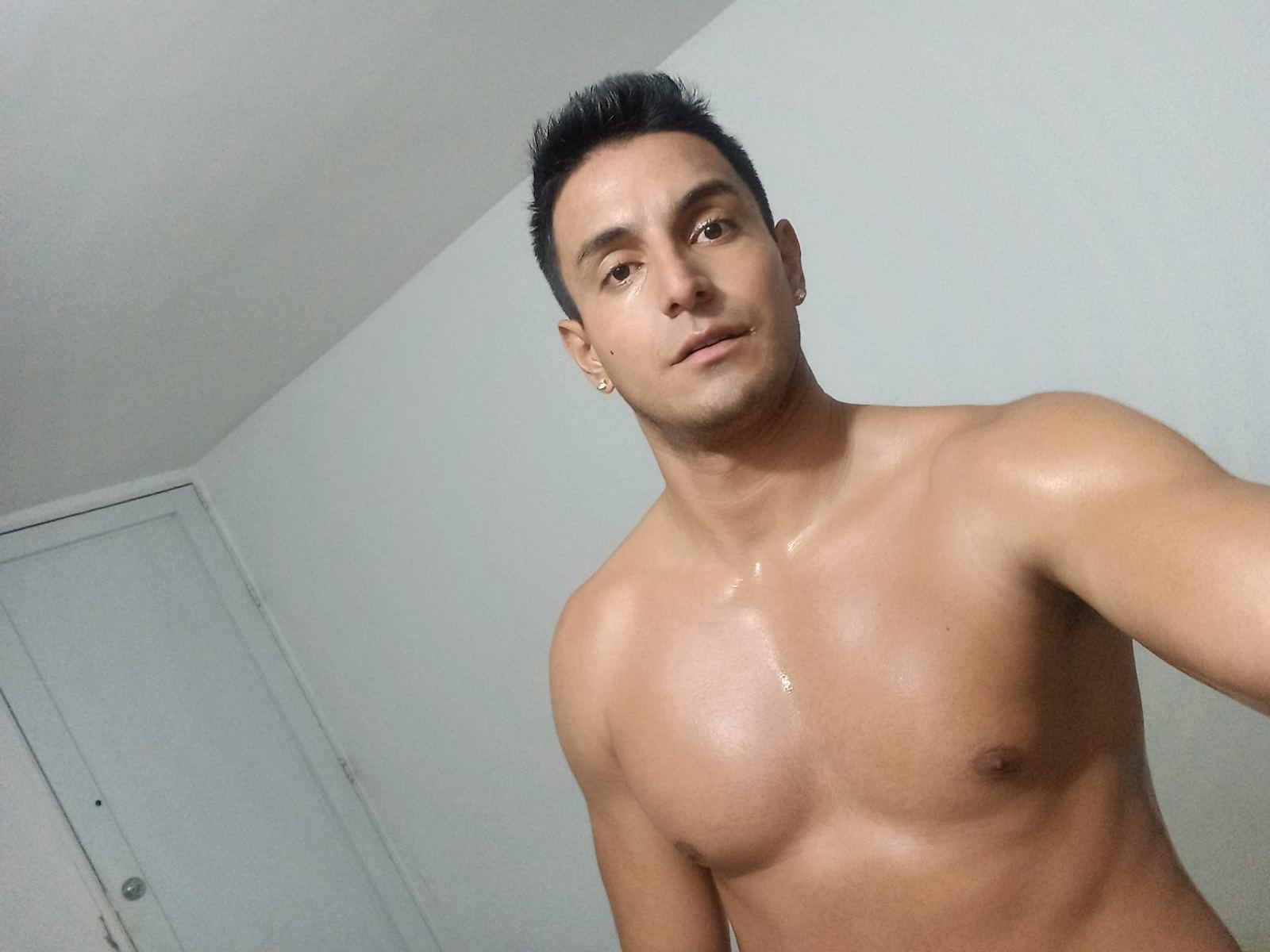 Foto de perfil de modelo de webcam de darmianfitt 