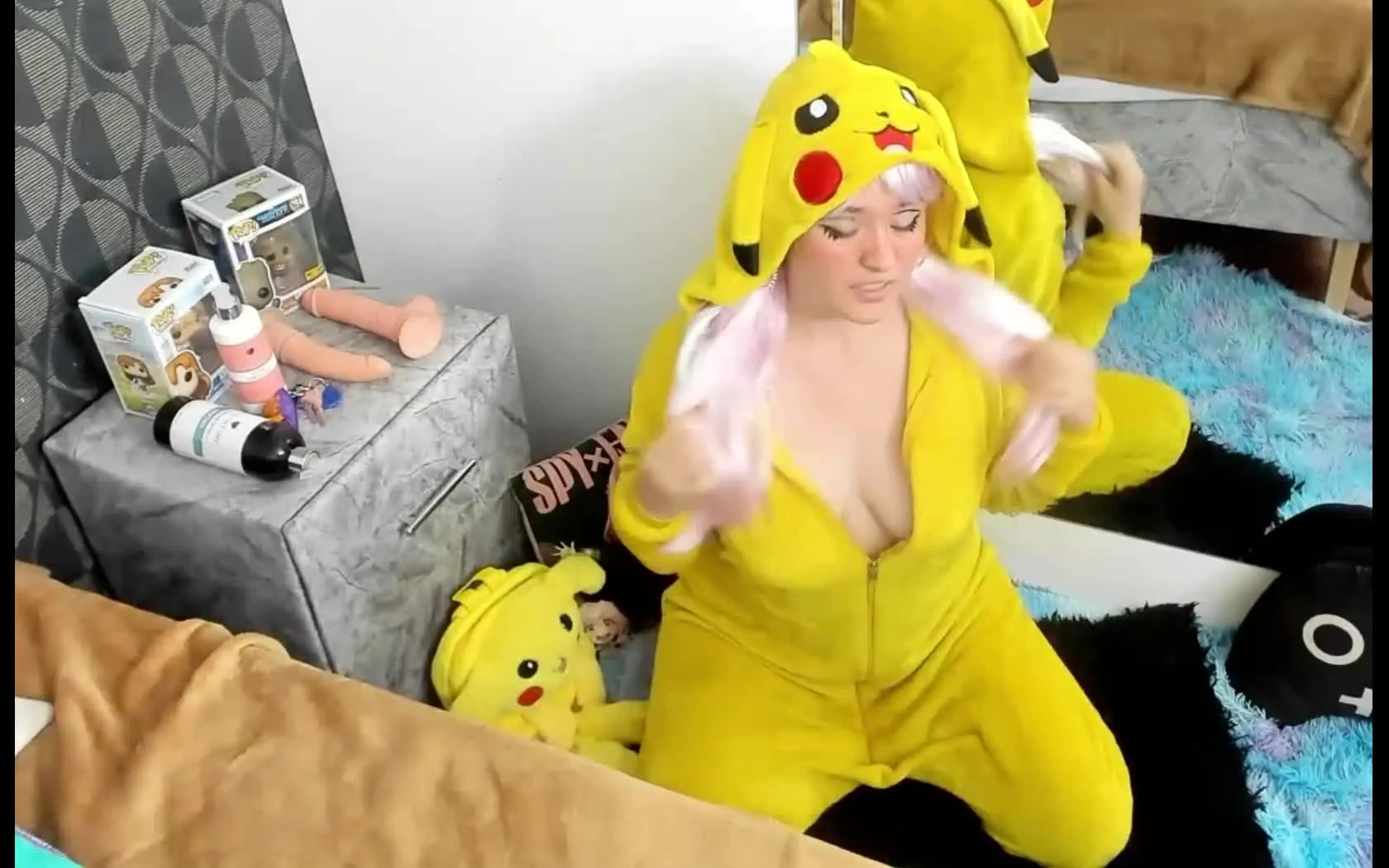 Artist AliaMiller19 Video 1