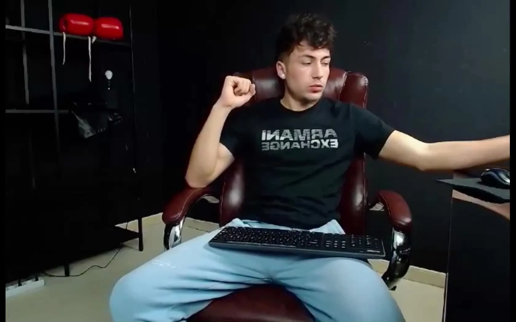 Interprete CharlieFinn Video 1