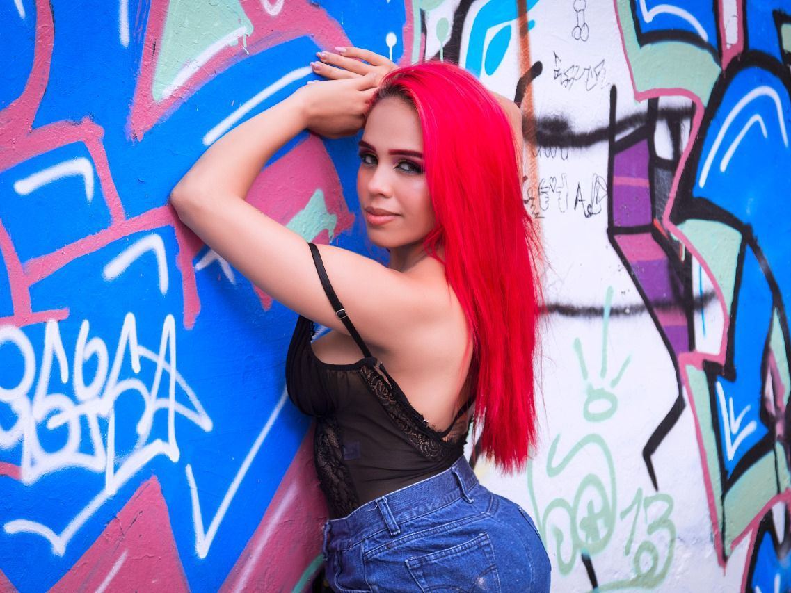 LailaWarm profielfoto van cam model