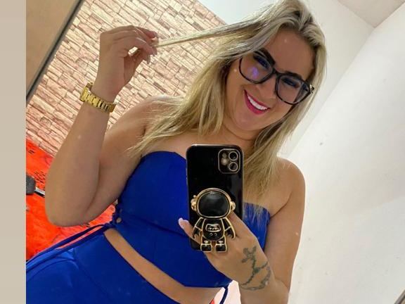 Foto de perfil de modelo de webcam de SaraLizz22