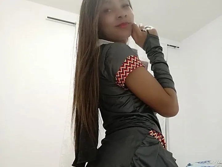 Profilbilde av Myla19 webkamera modell