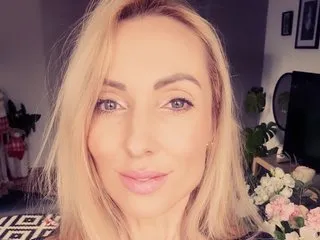 SexyEmila profielfoto van cam model