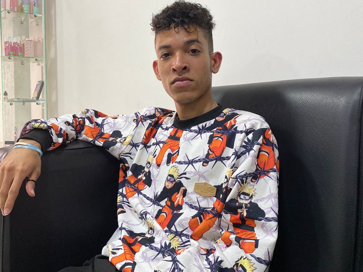 Imagen de perfil de modelo de cámara web de Theojohn